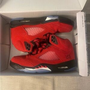 Jordan 5 raging bull brand new deadstock
